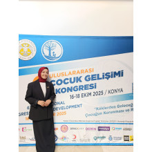 Esra Erkaya