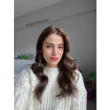 Esra Menekşe